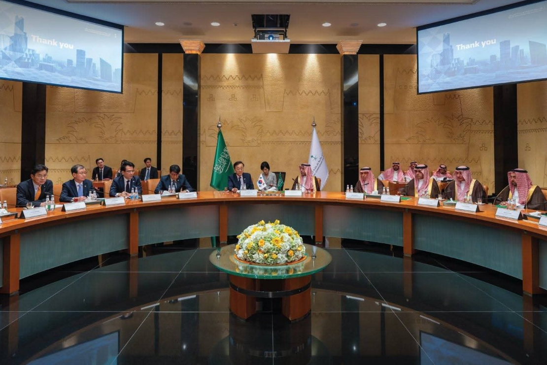 وزير الأراضي والبنية التحتية والنقل الكوري يزور المملكة العربية السعودية