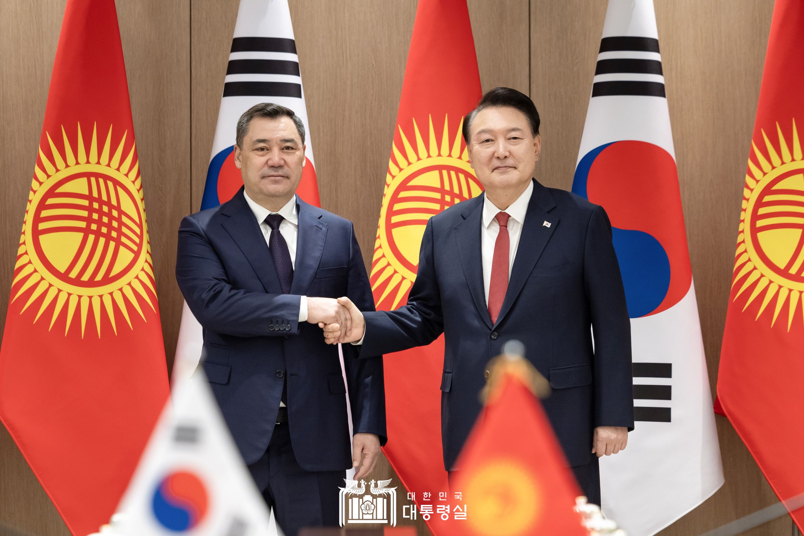 윤석열&nbsp;대통령, 키르기즈공화국 대통령 공식 방한 계기 정상회담 개최